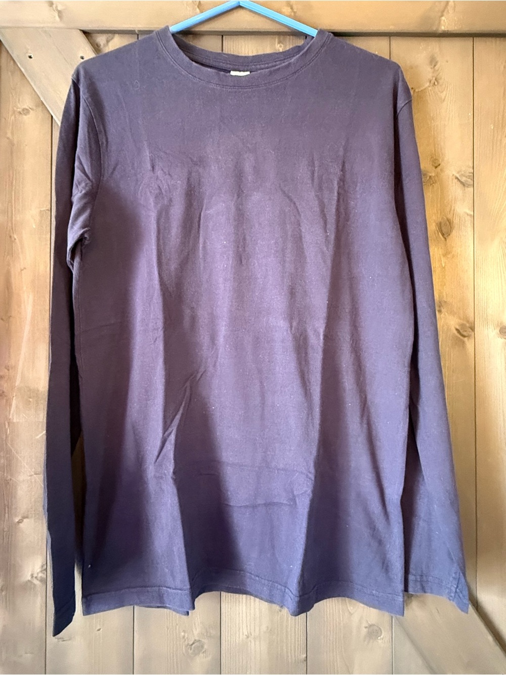 Men's Long-Sleeve Crewneck Shirt in Marine Blue